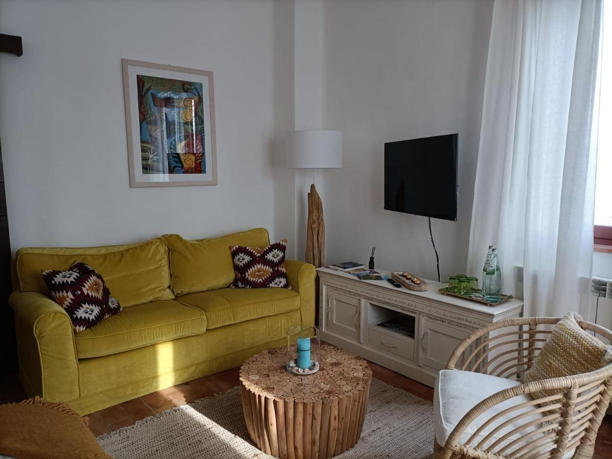 Casale Il Girasole Hotel Barbara Buitenkant foto