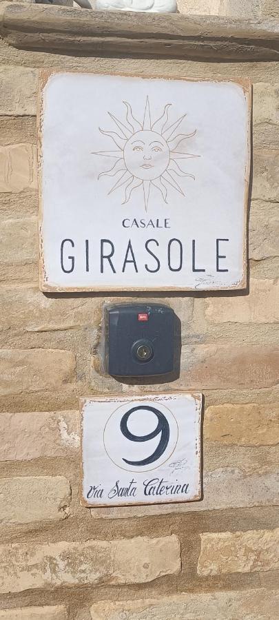 Casale Il Girasole Hotel Barbara Buitenkant foto